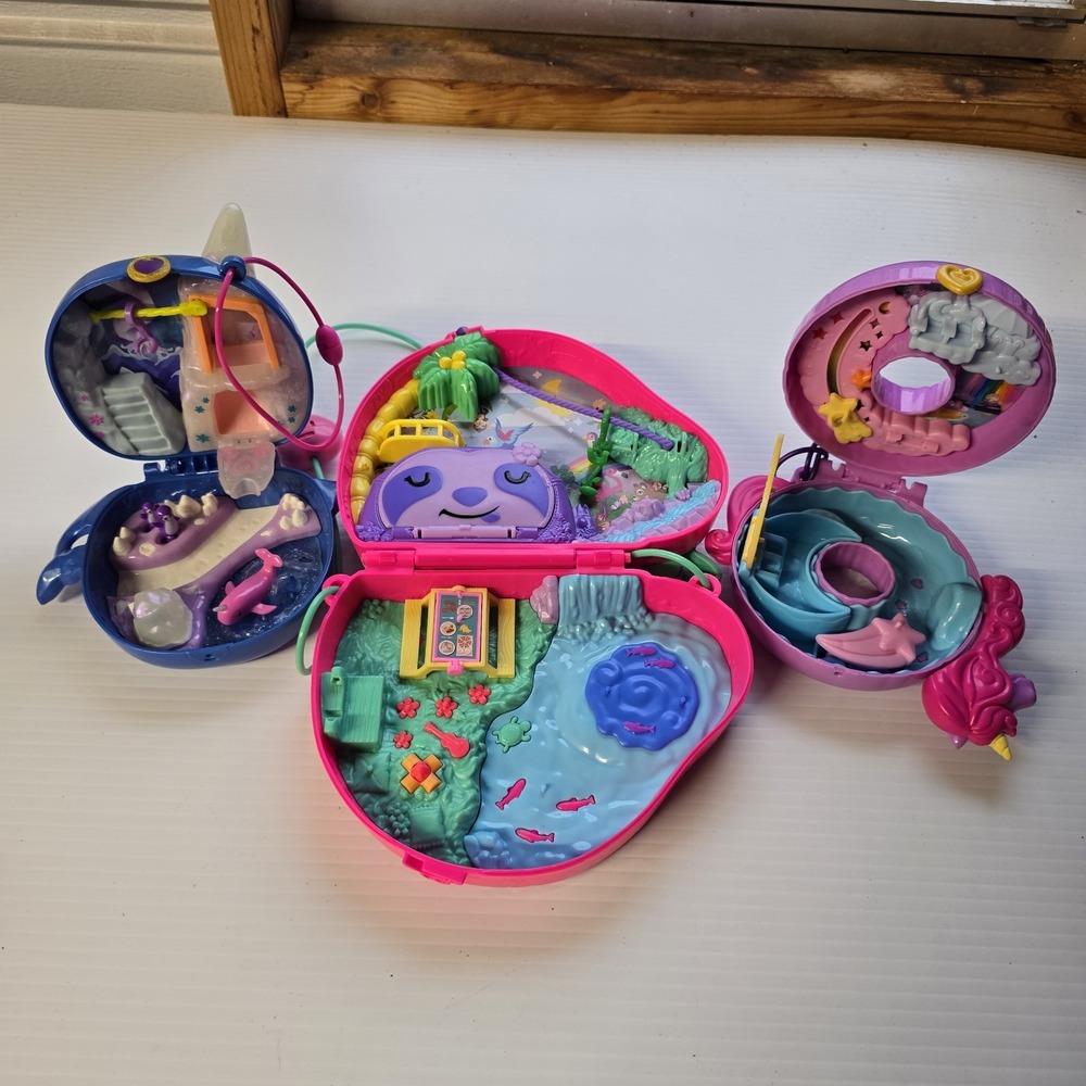 Polly Pocket Compacts‎